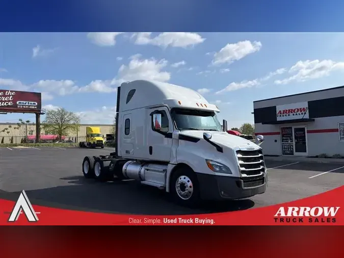 2019 FREIGHTLINER CA126