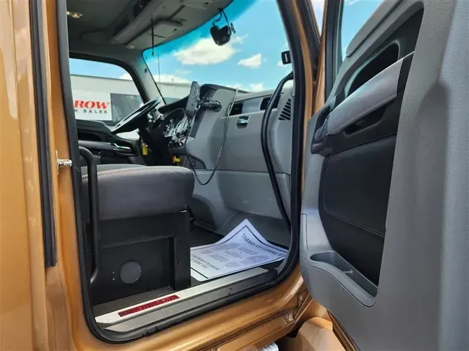 2022 KENWORTH T680