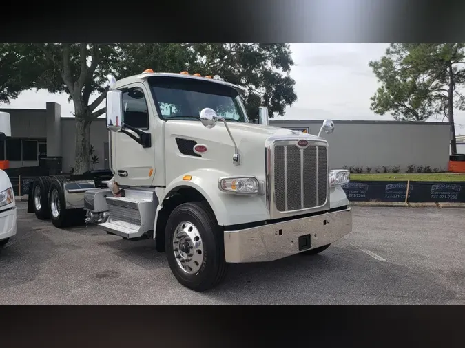 2022 Peterbilt 567