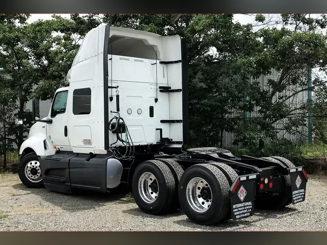 2022 INT LT625 6x4