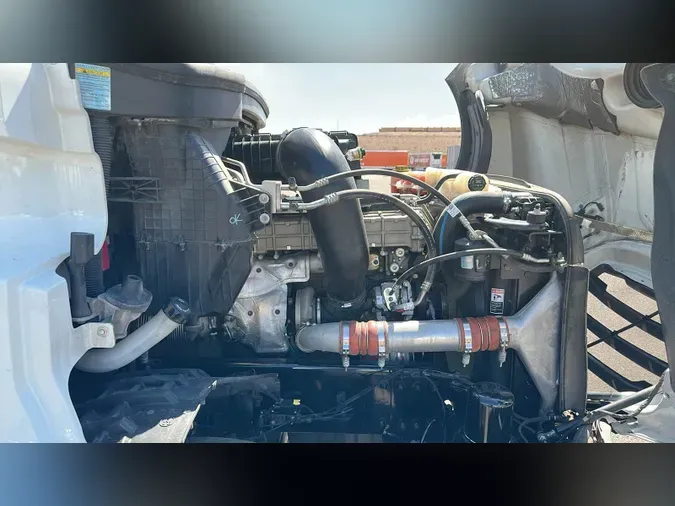 2019 Freightliner Cascadia 126