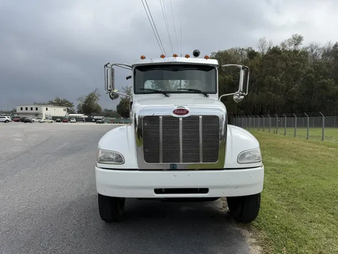 2018 Peterbilt 337