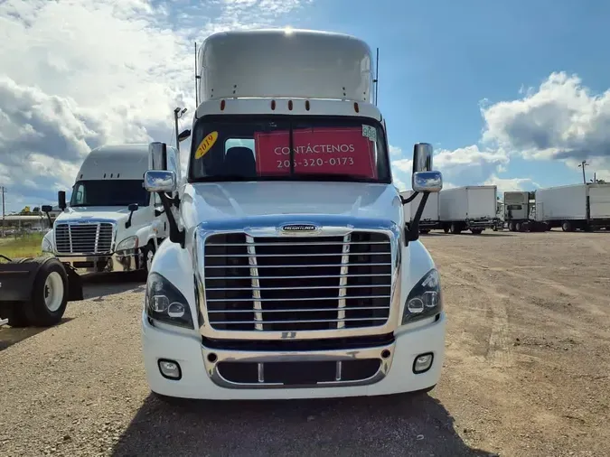 2019 FREIGHTLINER CASCADIA 125
