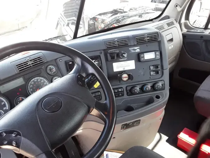2019 FREIGHTLINER CASCADIA 125