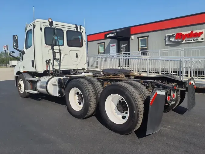 2020 FREIGHTLINER/MERCEDES NEW CASCADIA 116