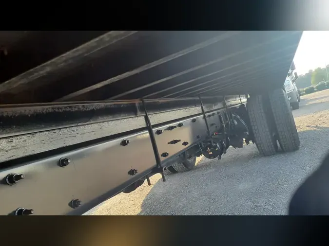 2019 FREIGHTLINER/MERCEDES M2 106