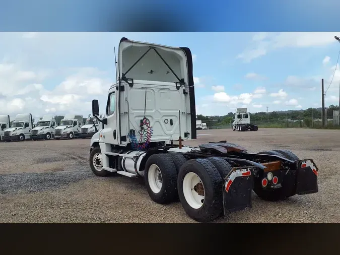 2019 FREIGHTLINER/MERCEDES CASCADIA 1255bf6638dcb8fed8a0d60f47c9fa8abce
