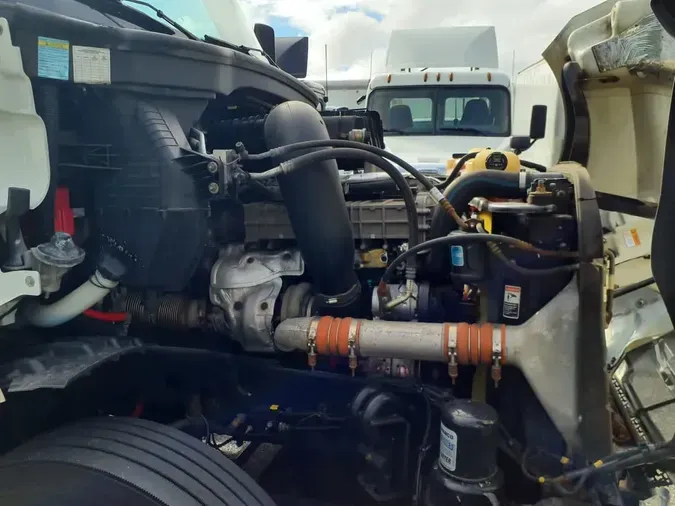 2019 FREIGHTLINER NEW CASCADIA PX12664