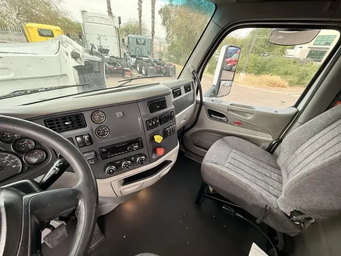 2020 Peterbilt 5795bf9d01b2a393f172d29ec0d4b27ecc6