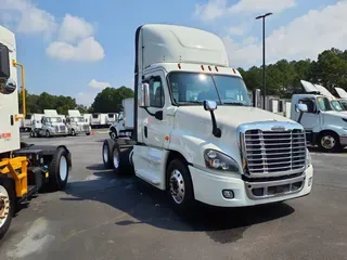 2019 FREIGHTLINER CASCADIA 125