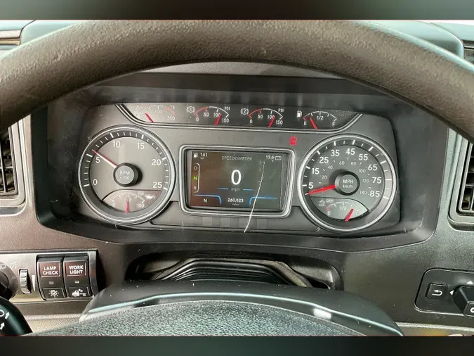 2019 INT LT625 6x45bfe88e1960a45b6345f7e14d209c493