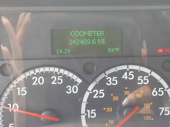 2019 FREIGHTLINER M2 106
