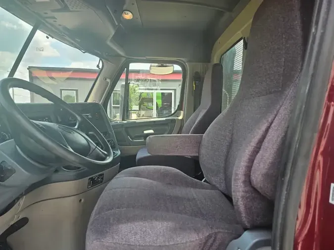 2020 FREIGHTLINER CASCADIA 125