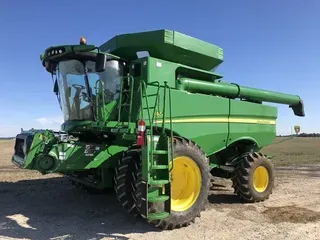 2017 John Deere S660