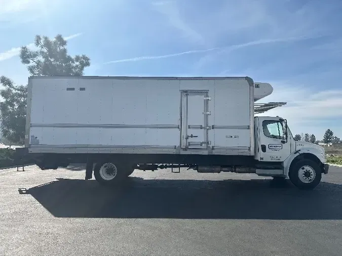 2017 Freightliner M2