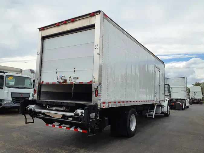 2017 FREIGHTLINER/MERCEDES M2 106