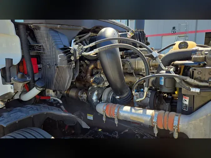 2024 Freightliner Cascadia 126