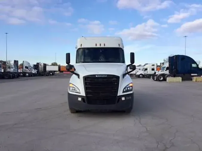 2020 Freightliner Cascadia