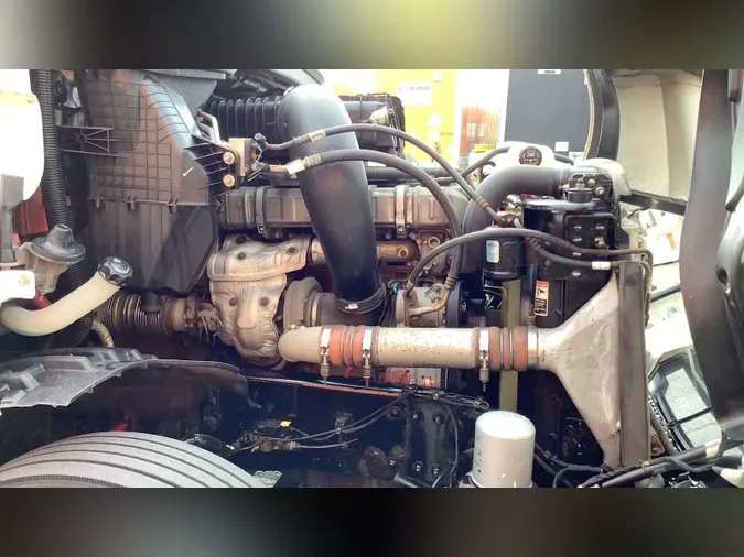 2020 Freightliner Cascadia 126