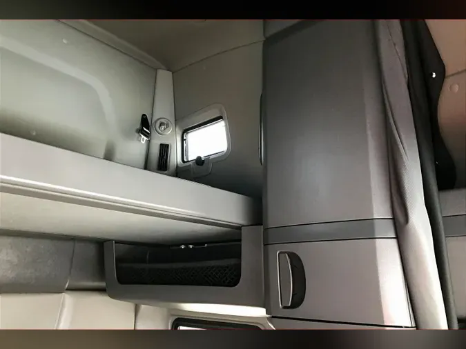 2022 INT LT625 6x4