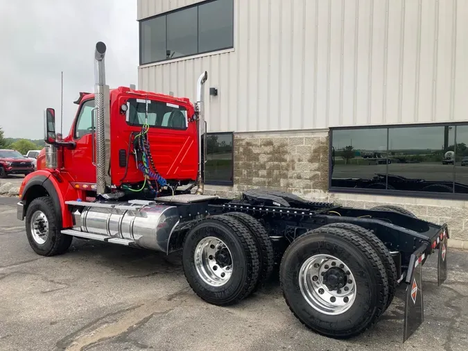 2026 International HX620
