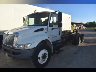 2009 INTERNATIONAL DURASTAR 4300