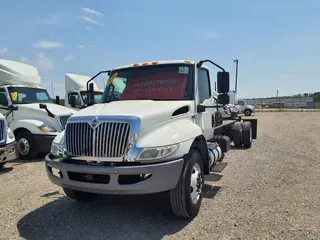 2020 NAVISTAR INTERNATIONAL MV607 (4X2)