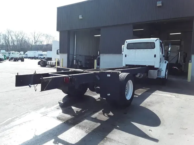 2020 FREIGHTLINER/MERCEDES M2 106