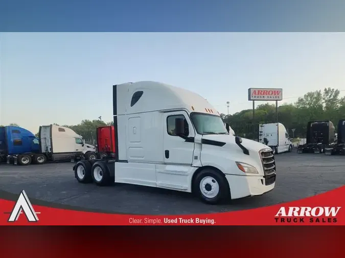 2020 FREIGHTLINER CA126