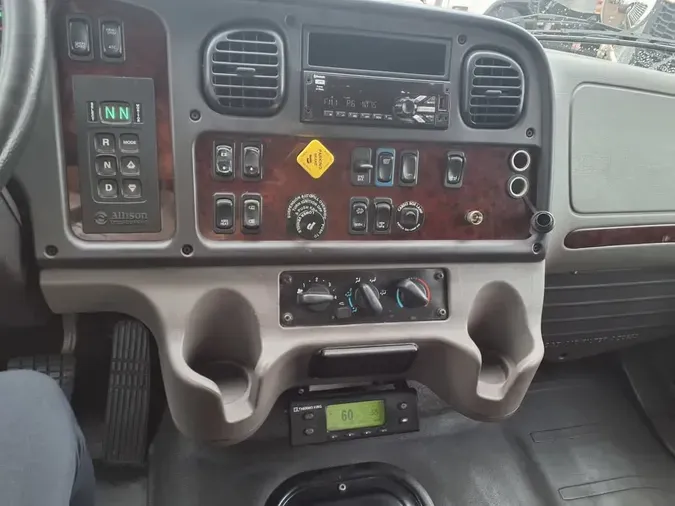 2020 FREIGHTLINER M2 106