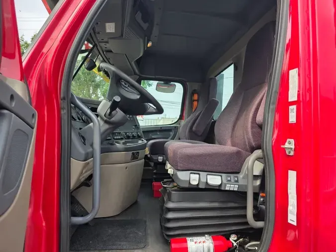 2019 FREIGHTLINER/MERCEDES CASCADIA 125
