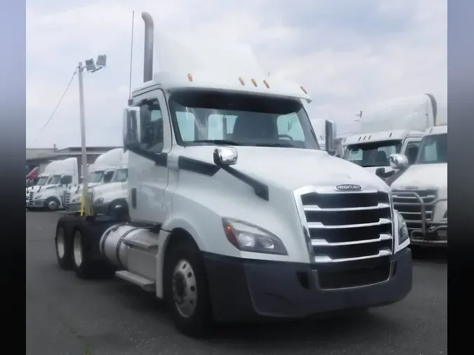 2020 FREIGHTLINER NEW CASCADIA PX12664