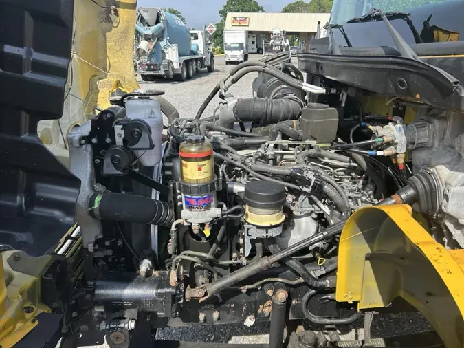 2019 Hino 268A