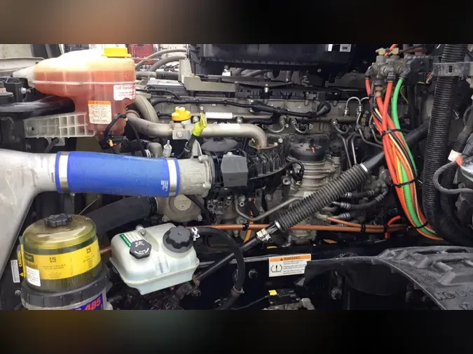 2021 Freightliner Cascadia 126