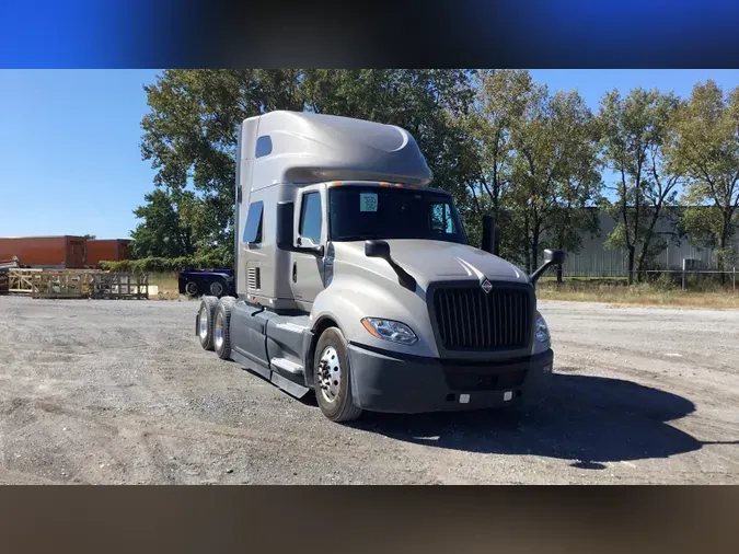 2022 International LT5c236e60e0b16b70b3f5e7b0fe641600