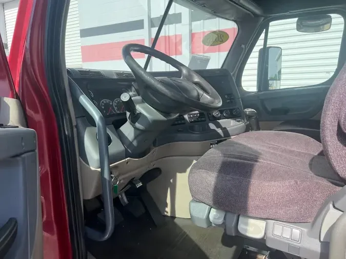 2018 FREIGHTLINER CASCADIA 125