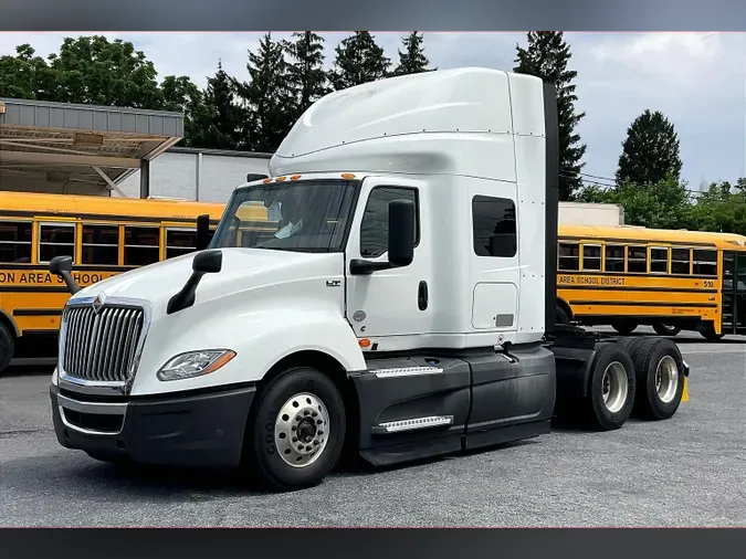 2022 INT LT625 6x4