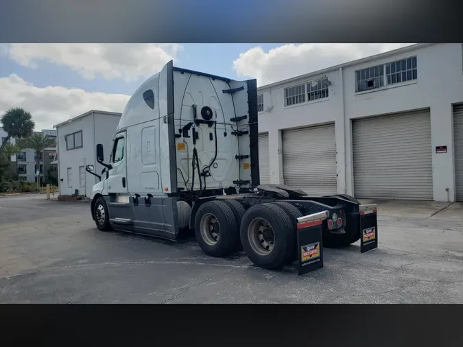 2021 Freightliner Cascadia