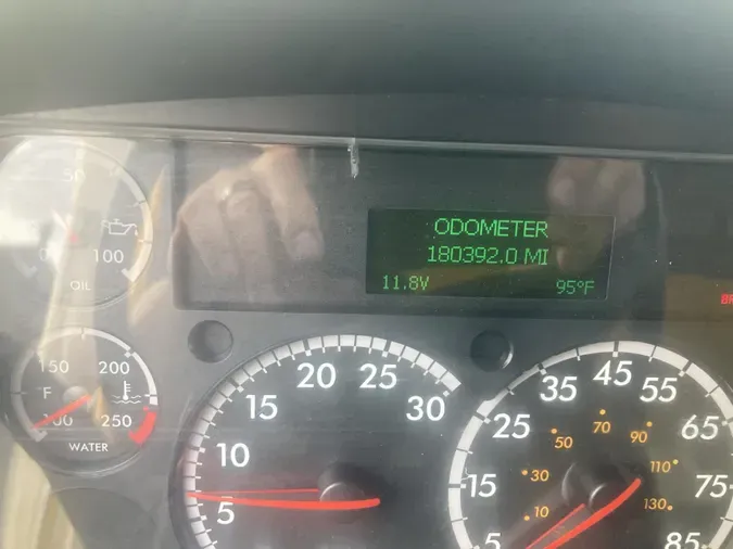 2019 Freightliner Business Class M2 106