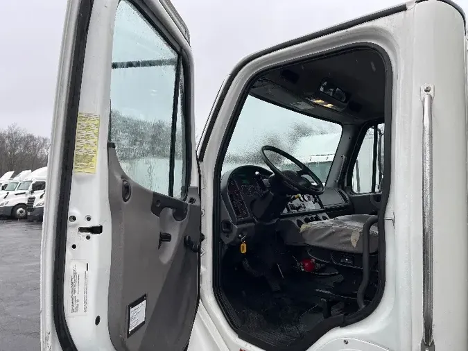 2018 Freightliner M2