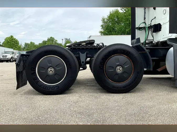 2021 INT LT625 6x4