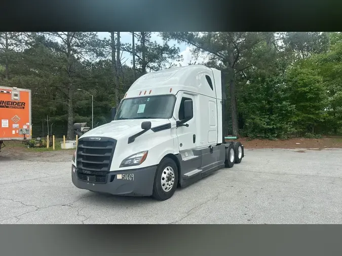 2021 Freightliner Cascadia