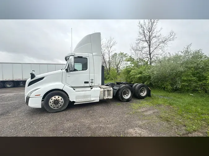 2019 Volvo VNL300