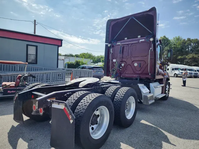 2018 FREIGHTLINER/MERCEDES CASCADIA 125