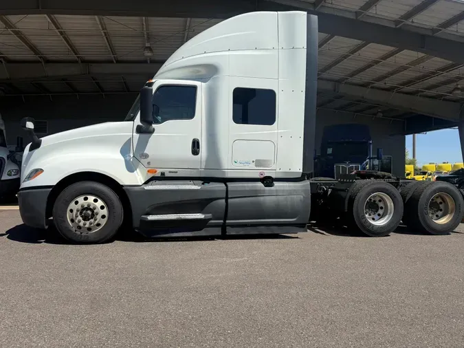 2022 International LT625