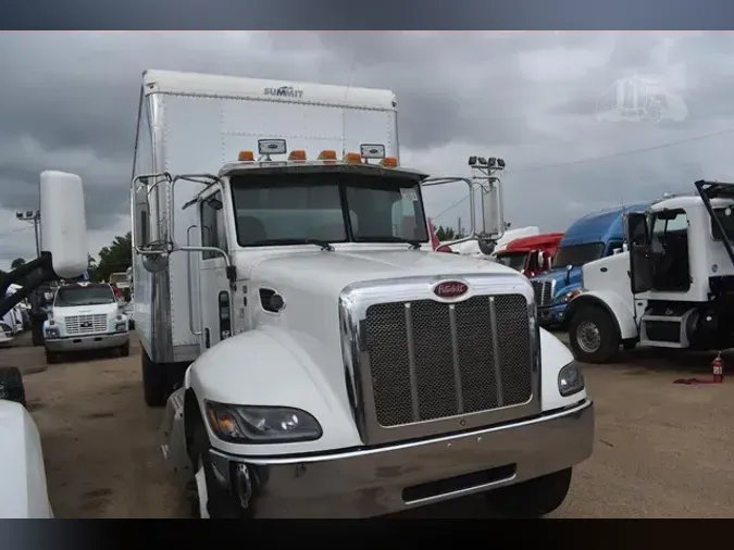 2014 PETERBILT 337