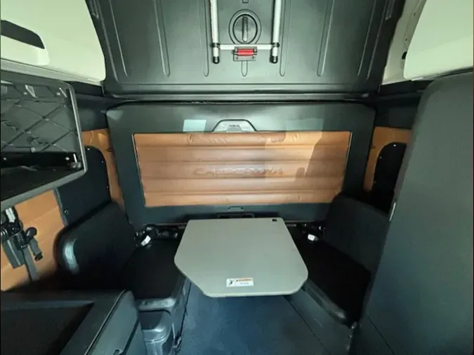 2023 Freightliner Cascadia 126