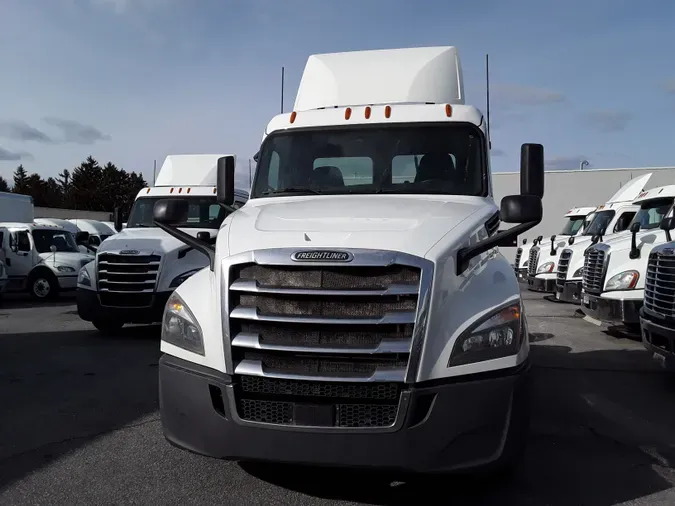 2018 FREIGHTLINER/MERCEDES NEW CASCADIA PX12664