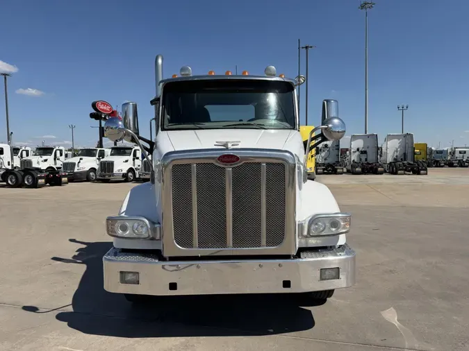 2021 Peterbilt 567