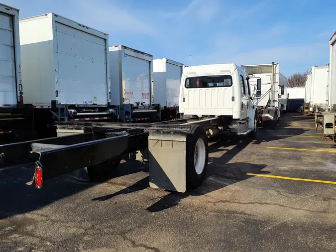 2014 FREIGHTLINER/MERCEDES M2 106